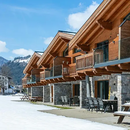 Astrid Chalé Wald im Pinzgau